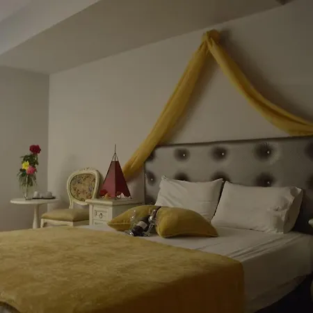 Anagenessis Hotell 4*