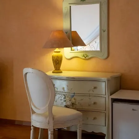 Anagenessis Hotel